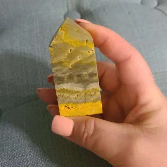Crystal Tower - Bumblebee Jasper - use for intention setting or meditation - Picture 3 of 6